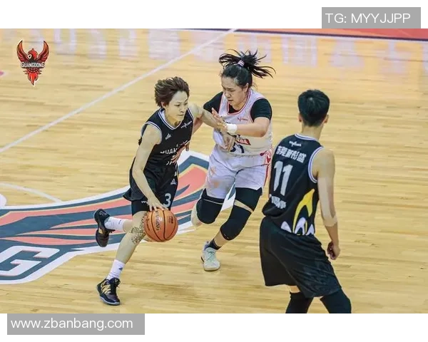 WCBA揭幕战-广东女篮88-73打败江苏,杨舒予15+6+7,广东敞开卫冕之旅!